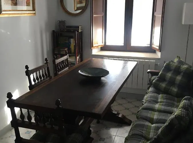 Casa Historica Aldana, Plaza Vieja Saldaña